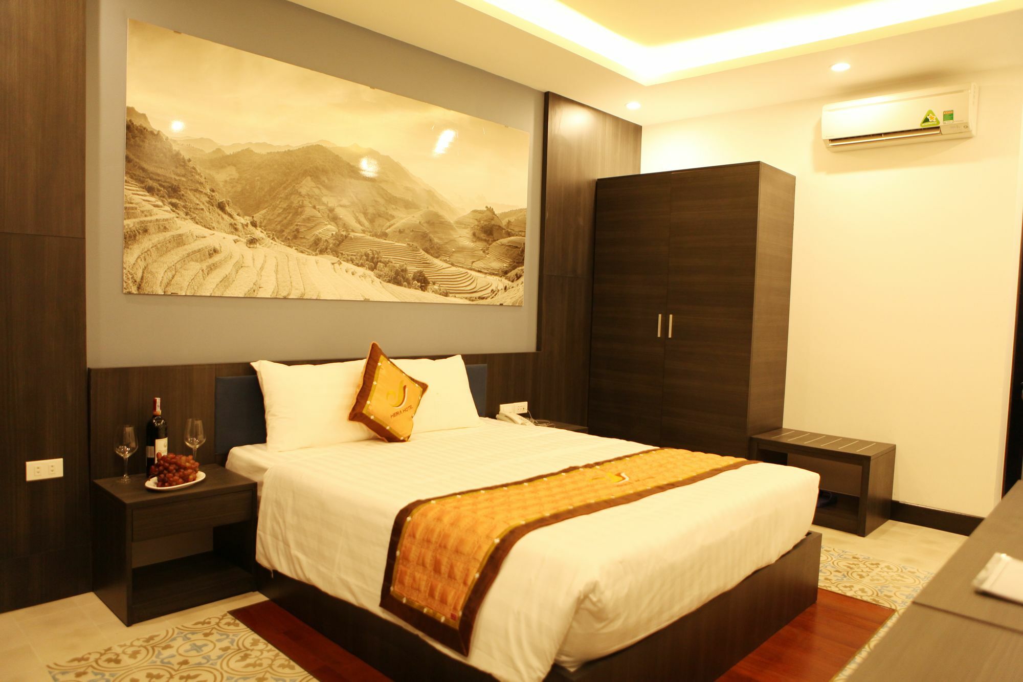 Hera Ha Long Hotel Bagian luar foto